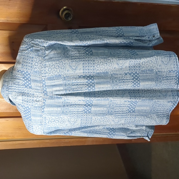 STANDARD GRACE* Sz L long sleeve 2pkt button front denim like patchwork look top - Picture 8 of 14